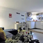 Stupendo Basso Nel Cuore Di Napoli