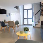Stupendo Basso Nel Cuore Di Napoli